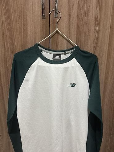 Лонгслив, цвет - Белый, S, M at lalafo.kg Лонгслив, цвет - Белый, S, M