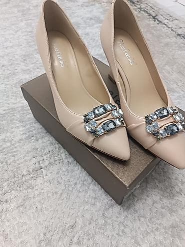 Туфли-лодочки Stefalia - Цвет: нюд/бежевый - Материал верха: гладкая at lalafo.kg Туфли-лодочки Stefalia - Цвет: нюд/бежевый - Материал верха: гладкая