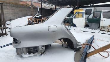 Заднее правое Mercedes-Benz, 2001 г., Б/у, Оригинал at lalafo.kg Заднее правое Mercedes-Benz, 2001 г., Б/у, Оригинал