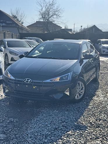 Hyundai Avante: 2019 г., 1.6 л, Типтроник, Газ, Седан at lalafo.kg Hyundai Avante: 2019 г., 1.6 л, Типтроник, Газ, Седан