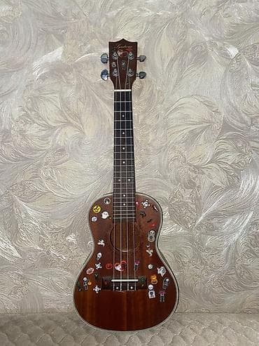 Укулеле Sopranos (сопрано), деревянный корпус в тёплом коричневом at lalafo.kg Укулеле Sopranos (сопрано), деревянный корпус в тёплом коричневом