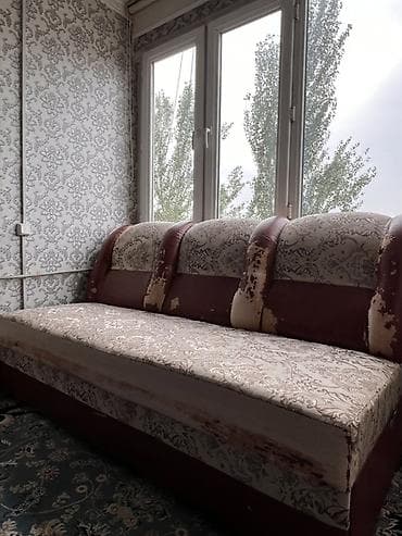 Прямой диван, Б/у at lalafo.kg Прямой диван, Б/у
