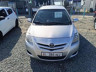 Toyota Yaris: 2008 г., 1.3 л, Автомат, Бензин, Седан lalafo.kg да Toyota Yaris: 2008 г., 1.3 л, Автомат, Бензин, Седан