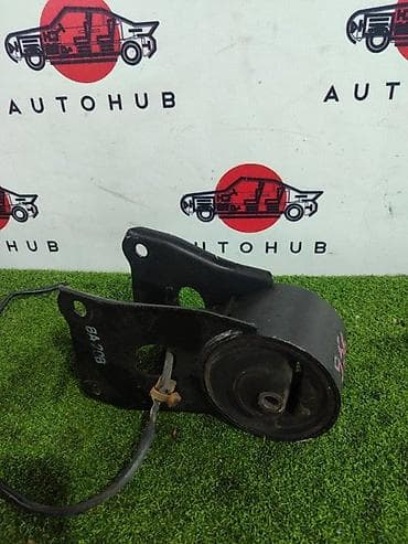 Подушка мотора Nissan at lalafo.kg Подушка мотора Nissan
