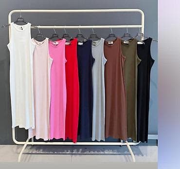 Коллекция простых платьев-маек без рукавов, представленных в различных at lalafo.kg Коллекция простых платьев-маек без рукавов, представленных в различных