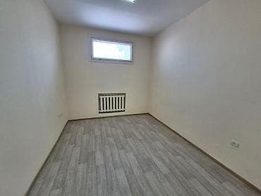 Аренда офисов, 11 м², В бизнес центре, 1 линия, С юридическим адресом at lalafo.kg Аренда офисов, 11 м², В бизнес центре, 1 линия, С юридическим адресом