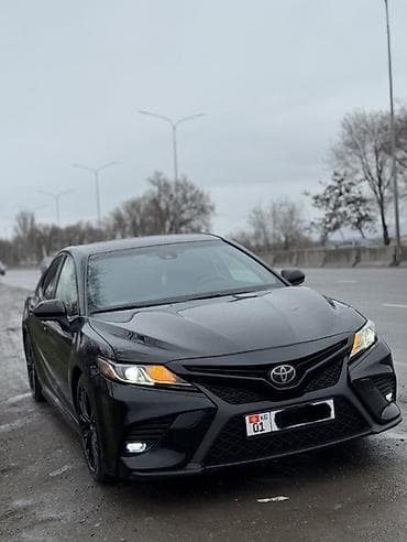 Toyota Camry: 2018 г., 2.5 л, Автомат, Бензин, Седан at lalafo.kg Toyota Camry: 2018 г., 2.5 л, Автомат, Бензин, Седан