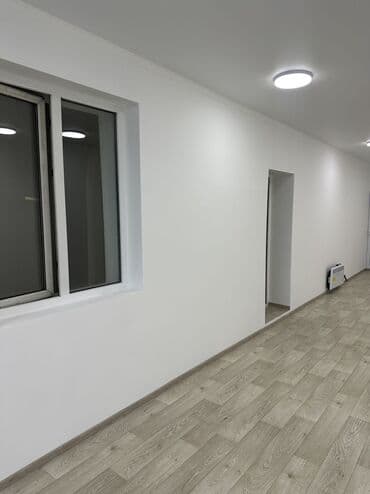 Аламединский рынок Сдается помещение под офис/магазин/банк. - at lalafo.kg Аламединский рынок Сдается помещение под офис/магазин/банк. -