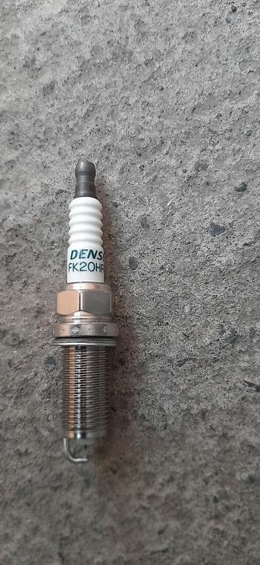 Свечи, Новый, Оригинал at lalafo.kg Свечи, Новый, Оригинал