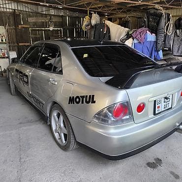 Спортивный седан с доработками экстерьера. Основные особенности: - at lalafo.kg Спортивный седан с доработками экстерьера. Основные особенности: -