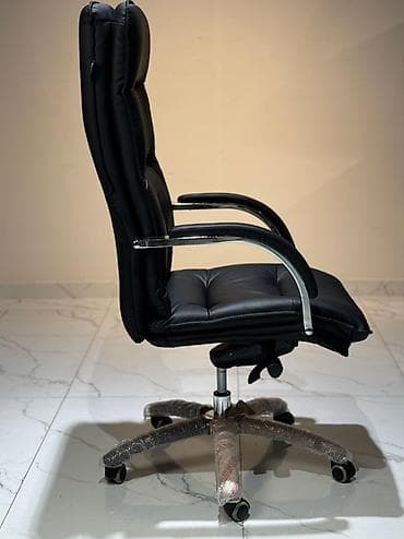 Офис эмереги: Офис креслолор, Жаңы, Дөңгөлөктүү, түсү - Кара, Булгаары, Бөлүп төлөө менен, Акысыз жеткирүү lalafo.kg да — 3 Офис эмереги: Офис креслолор, Жаңы, Дөңгөлөктүү, түсү - Кара, Булгаары, Бөлүп төлөө менен, Акысыз жеткирүү — 3