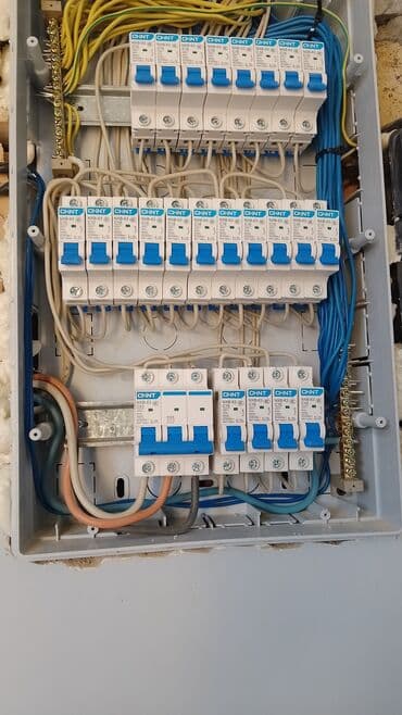 подселением квартира: Электрик | Установка автоматов, Установка телевизоров, Установка счетчиков Больше 6 лет опыта at lalafo.kg — 1 подселением квартира: Электрик | Установка автоматов, Установка телевизоров, Установка счетчиков Больше 6 лет опыта — 1