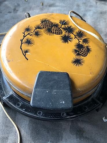 Электровафельница at lalafo.kg Электровафельница