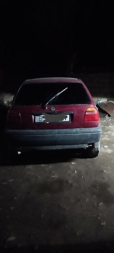 Volkswagen Polo: 1993 г., 1.8 л, Механика, Бензин, Хэтчбэк at lalafo.kg Volkswagen Polo: 1993 г., 1.8 л, Механика, Бензин, Хэтчбэк