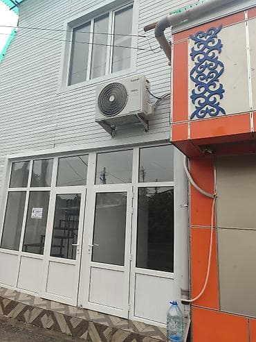 Коммерческое помещение с отдельным входом - Два уровня: на фото видны at lalafo.kg Коммерческое помещение с отдельным входом - Два уровня: на фото видны