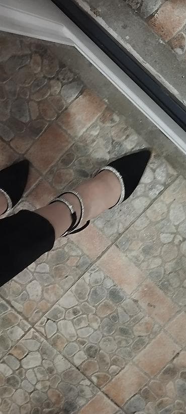 Туфли, 36, & Other Stories, Б/у, цвет - Черный, Платная доставка at lalafo.kg Туфли, 36, & Other Stories, Б/у, цвет - Черный, Платная доставка