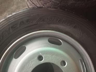 Шины 215 / 75 / R 17.5, Б/у, Япония, Bridgestone at lalafo.kg — 2 Шины 215 / 75 / R 17.5, Б/у, Япония, Bridgestone — 2