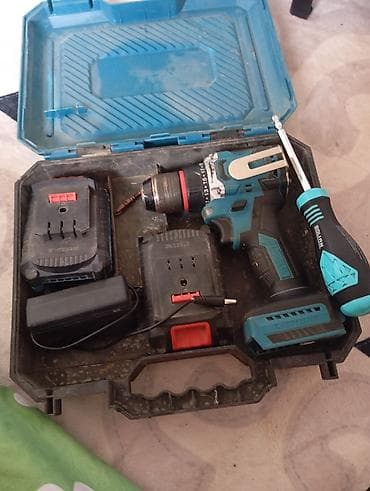 Аккумуляторный шуруповёрт/дрель в кейсе. Комплектация: - Шуруповёрт с at lalafo.kg Аккумуляторный шуруповёрт/дрель в кейсе. Комплектация: - Шуруповёрт с