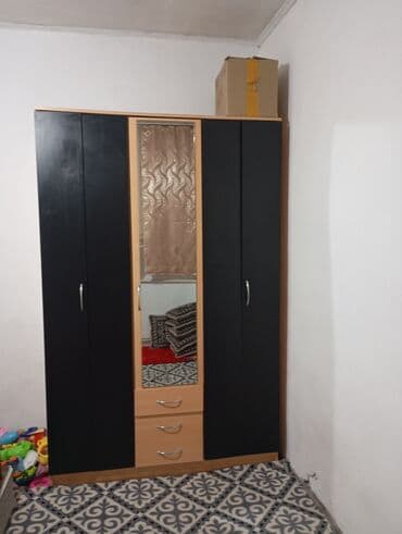 Шкаф купе, С зеркалом, ЛДСП at lalafo.kg Шкаф купе, С зеркалом, ЛДСП