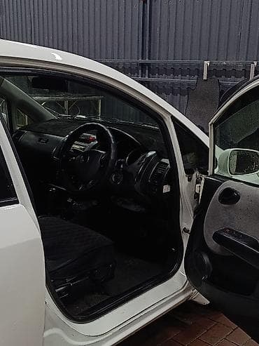 Proton: Honda Fit: 2002 г., 1.3 л, Вариатор, Бензин, Хетчбек lalafo.kg да — 7 Proton: Honda Fit: 2002 г., 1.3 л, Вариатор, Бензин, Хетчбек — 7