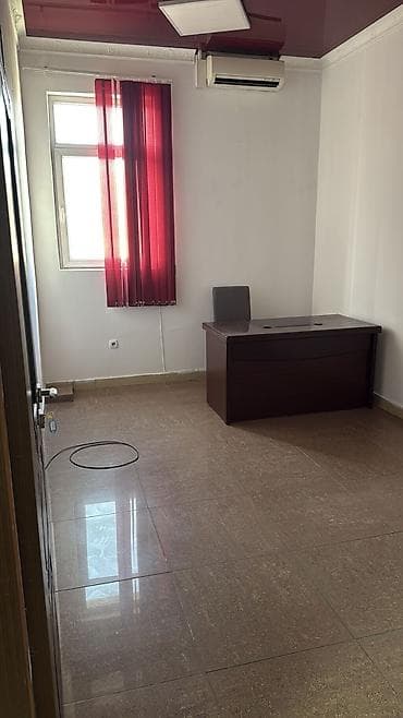 Центре " Мега Трейд Сдаются офисы 1 кабинет 15 м2 и 2 кабинета по 25 at lalafo.kg Центре " Мега Трейд Сдаются офисы 1 кабинет 15 м2 и 2 кабинета по 25