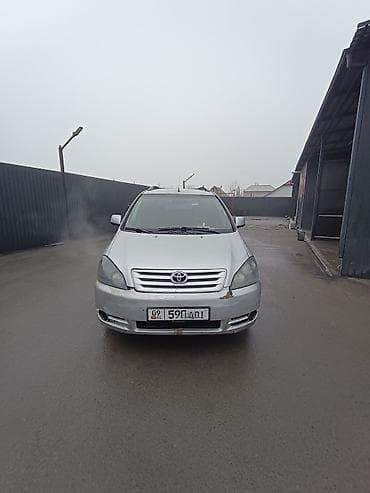 Lotus: Toyota Avensis Verso: 2002 г., 2.4 л, Автомат, Бензин, Минивэн at lalafo.kg — 3 Lotus: Toyota Avensis Verso: 2002 г., 2.4 л, Автомат, Бензин, Минивэн — 3