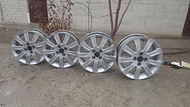 Литые Диски R 15 Комплект, отверстий - 5 at lalafo.kg Литые Диски R 15 Комплект, отверстий - 5
