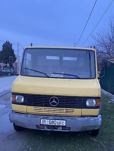Грузовик, Mercedes-Benz, Дубль, 7 т, Б/у at lalafo.kg Грузовик, Mercedes-Benz, Дубль, 7 т, Б/у