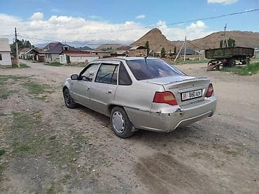 Daewoo Nexia: 2009 г., Седан at lalafo.kg Daewoo Nexia: 2009 г., Седан