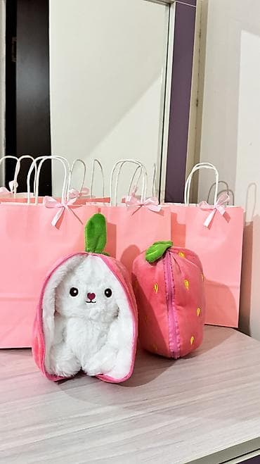 Iveco: •Зайчик в клубнике 25 см - 300 сом •Гусь 40 см - 500 сом •Овечки в lalafo.kg да — 9 Iveco: •Зайчик в клубнике 25 см - 300 сом •Гусь 40 см - 500 сом •Овечки в — 9