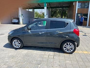 Chevrolet Spark: 2018 г., 1 л, Автомат, Бензин, Хэтчбэк at lalafo.kg — 4 Chevrolet Spark: 2018 г., 1 л, Автомат, Бензин, Хэтчбэк — 4