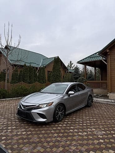 Toyota Camry: 2018 г., 2.5 л, Автомат, Бензин, Седан at lalafo.kg Toyota Camry: 2018 г., 2.5 л, Автомат, Бензин, Седан