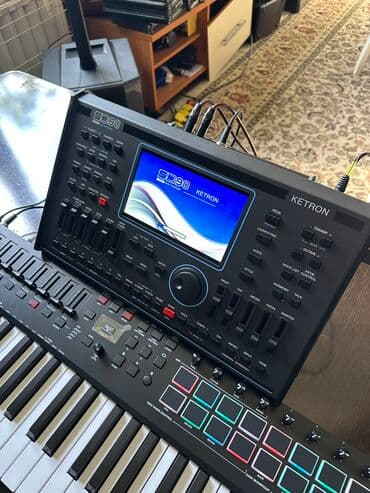 Продается новый KETRON SD90 фирменная сумка подарок. + M.AUDIO MIDI at lalafo.kg Продается новый KETRON SD90 фирменная сумка подарок. + M.AUDIO MIDI