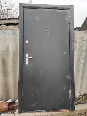 Металлическая входная дверь с коробкой - Полотно и рама из стали at lalafo.kg Металлическая входная дверь с коробкой - Полотно и рама из стали