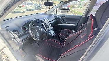 Oldsmobile: Toyota Corolla Verso: 2004 г., 2 л, Автомат, Бензин, Минивэн at lalafo.kg — 6 Oldsmobile: Toyota Corolla Verso: 2004 г., 2 л, Автомат, Бензин, Минивэн — 6