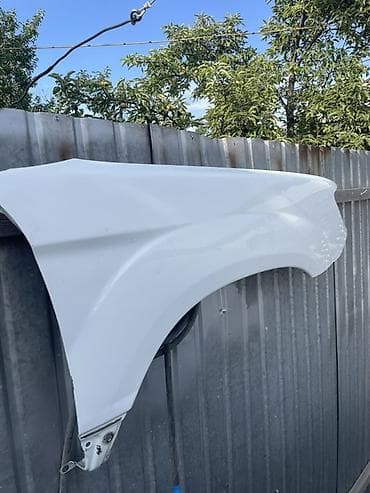 Крыло Переднее правое Subaru, Б/у at lalafo.kg Крыло Переднее правое Subaru, Б/у