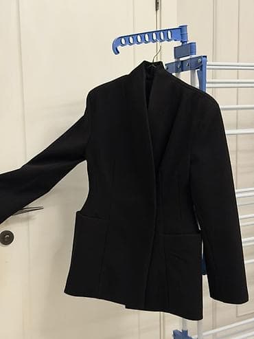 Пиджак, Блейзер, Без воротника, Made in KG, M at lalafo.kg Пиджак, Блейзер, Без воротника, Made in KG, M