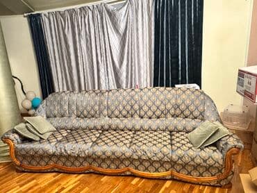 Срочно продается 20.000 сом (2 дивана) at lalafo.kg Срочно продается 20.000 сом (2 дивана)