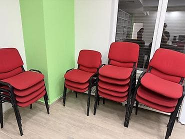 Офис столдору: Кеңсе отургучу, түсү - Кызыл, Башка материал lalafo.kg да — 1 Офис столдору: Кеңсе отургучу, түсү - Кызыл, Башка материал — 1