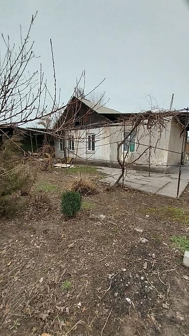 Срочно продается дом, Абдраева-Месароша, участок 4,5 соток, по факту at lalafo.kg — 1 Срочно продается дом, Абдраева-Месароша, участок 4,5 соток, по факту — 1