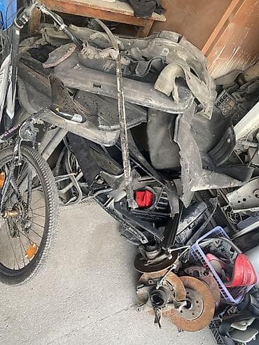 Автозапчасти разнородные (набор). В наличии большая партия деталей at lalafo.kg Автозапчасти разнородные (набор). В наличии большая партия деталей