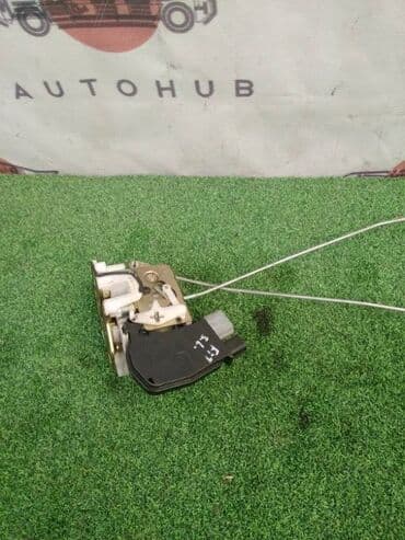 Замок двери HONDA FIT GD L13A 2004 задн. лев. (б/у) at lalafo.kg Замок двери HONDA FIT GD L13A 2004 задн. лев. (б/у)