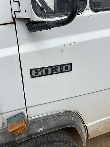 Грузовик, Mercedes-Benz at lalafo.kg Грузовик, Mercedes-Benz