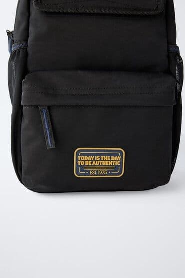 Сумка мужская и женская
Новая
Америка
цена:2000 at lalafo.kg Сумка мужская и женская
Новая
Америка
цена:2000