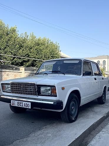 ВАЗ (ЛАДА) 2107: 2007 г., 1.6 л, Механика, Бензин, Седан at lalafo.kg ВАЗ (ЛАДА) 2107: 2007 г., 1.6 л, Механика, Бензин, Седан