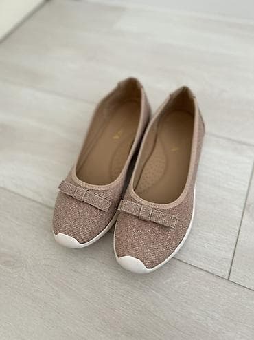 Балетки женские, размер 36, носила всего лишь один раз, очень удобные at lalafo.kg Балетки женские, размер 36, носила всего лишь один раз, очень удобные