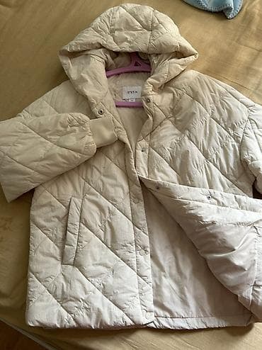 Легкая стёганая куртка O’STIN - Цвет: молочный/бежевый - Крой at lalafo.kg Легкая стёганая куртка O’STIN - Цвет: молочный/бежевый - Крой