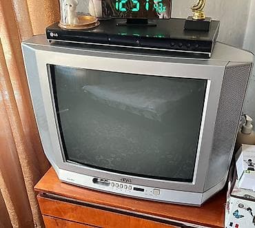 Телевизор JVC (ЭЛТ) - Диагональ примерно 29–32", классическая at lalafo.kg Телевизор JVC (ЭЛТ) - Диагональ примерно 29–32", классическая
