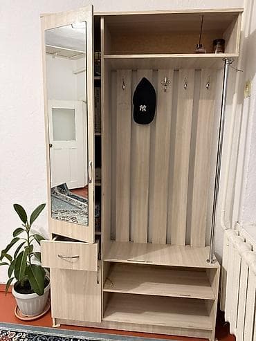 Гарнитур для прихожей, Б/у, ДСП, цвет - Бежевый at lalafo.kg Гарнитур для прихожей, Б/у, ДСП, цвет - Бежевый