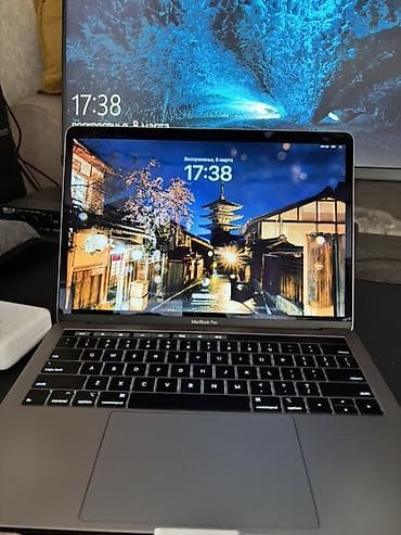 MacBook Pro 13" (2019, Two Thunderbolt 3 ports) - Экран Retina с at lalafo.kg MacBook Pro 13" (2019, Two Thunderbolt 3 ports) - Экран Retina с